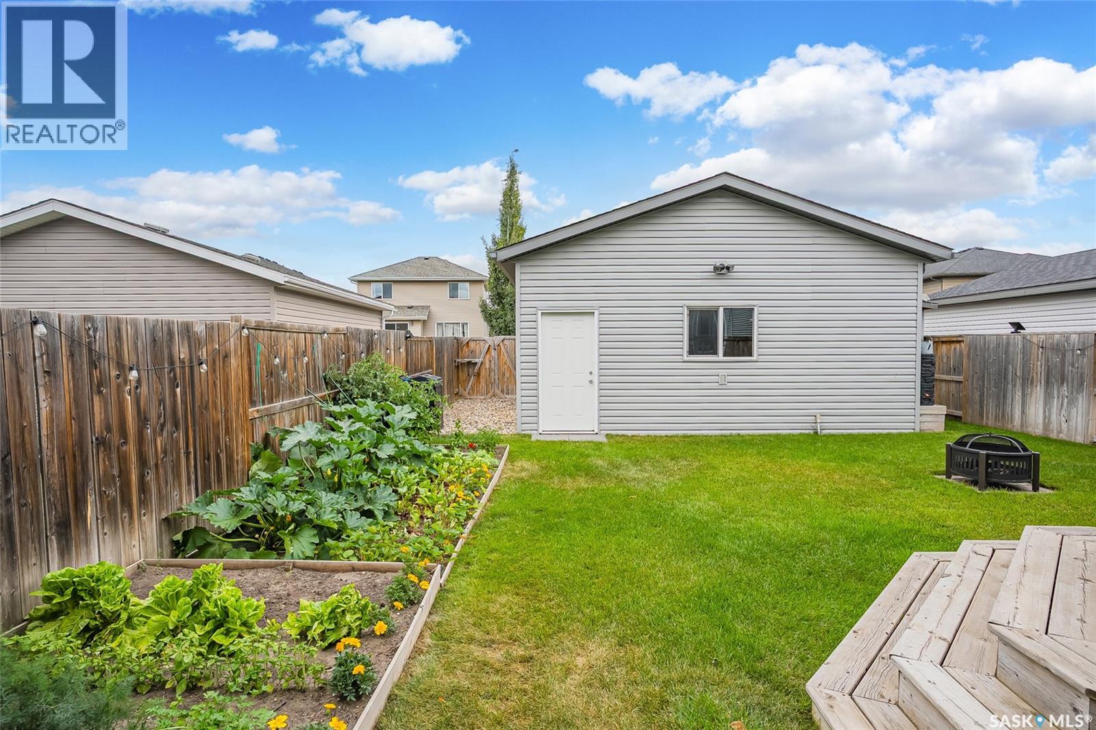 718 Stonebridge Common, Saskatoon, Saskatchewan  S7T 0M8 - Photo 38 - SK045144