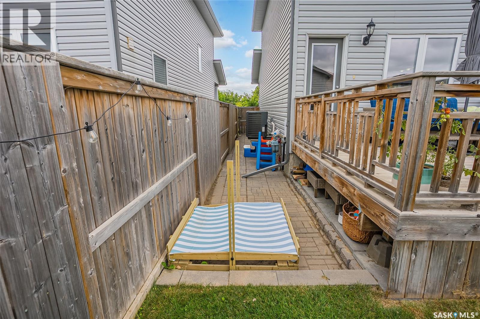 718 Stonebridge Common, Saskatoon, Saskatchewan  S7T 0M8 - Photo 41 - SK045144