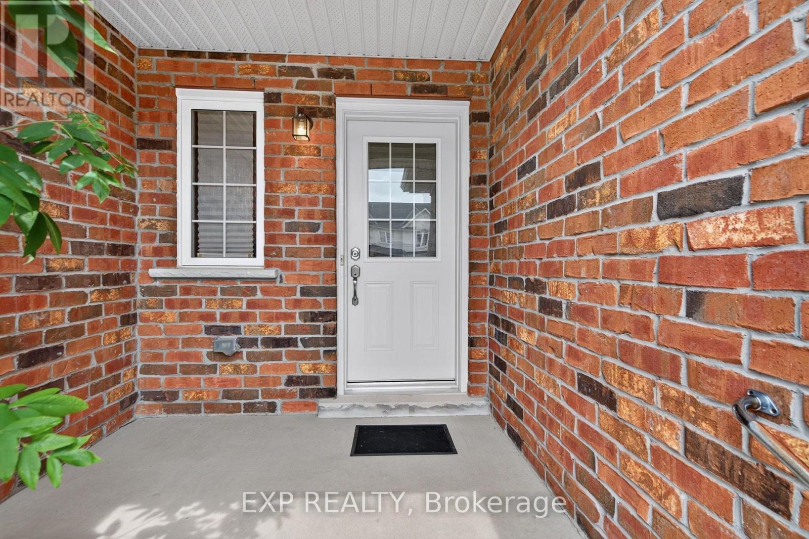 930 Silverfox Crescent, London North, Ontario  N6G 5B6 - Photo 2 - X13658888
