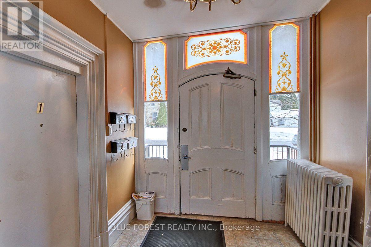 7 Church Street, St. Thomas, Ontario  N5R 3E4 - Photo 3 - X13658906