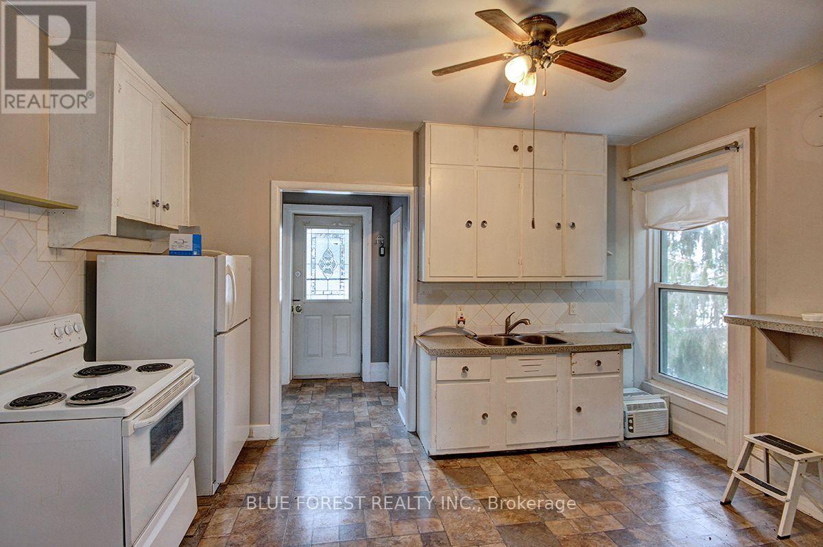 7 Church Street, St. Thomas, Ontario  N5R 3E4 - Photo 9 - X13658906