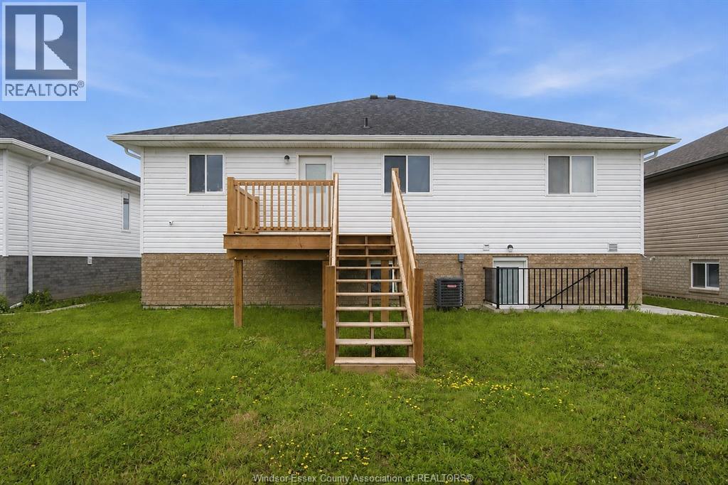 1157 Aspen Ridge Crescent, Lakeshore, Ontario  N0R 1A0 - Photo 8 - 26019325