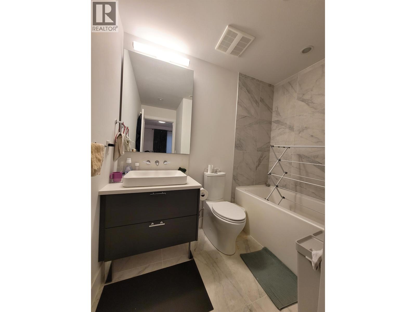 7585 Yukon Street, Vancouver, British Columbia  V5X 2Y4 - Photo 9 - R3154199