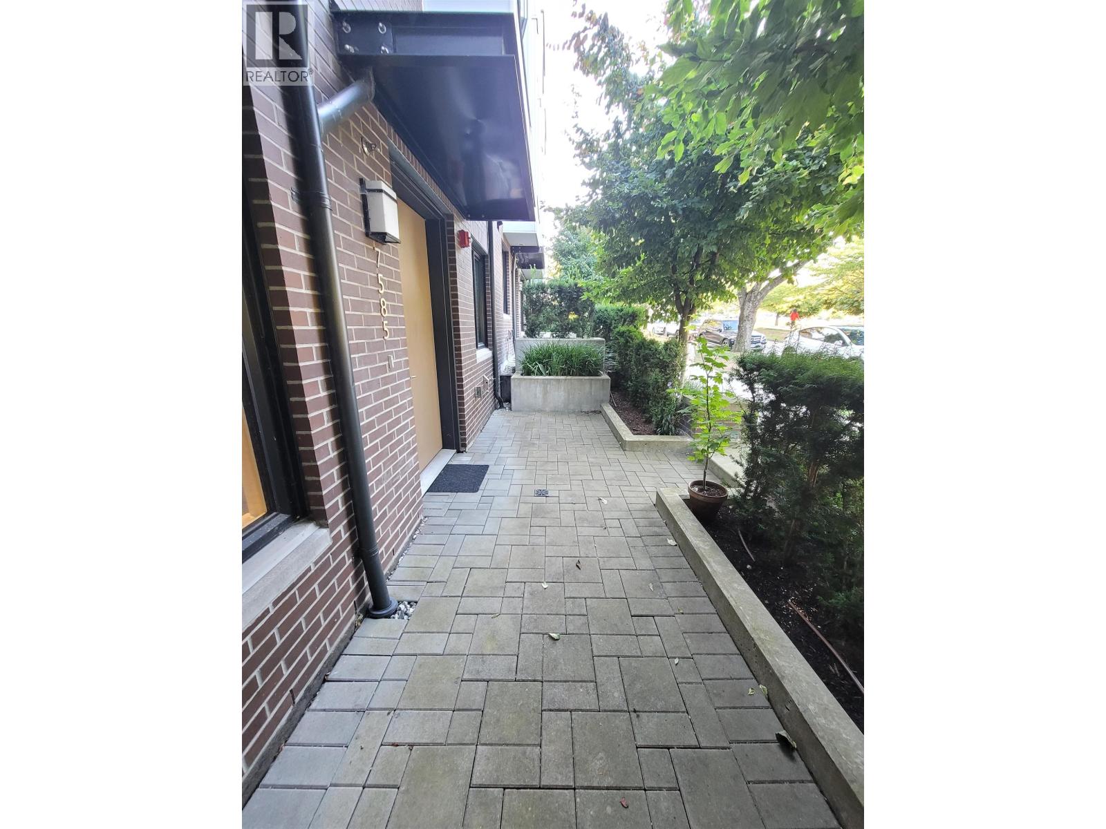 7585 Yukon Street, Vancouver, British Columbia  V5X 2Y4 - Photo 19 - R3154199