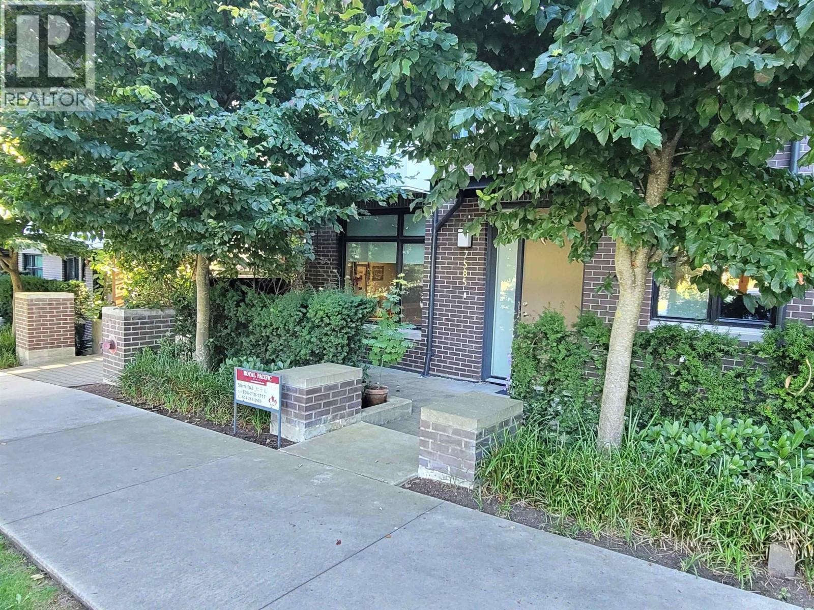 7585 Yukon Street, Vancouver, British Columbia  V5X 2Y4 - Photo 2 - R3154199