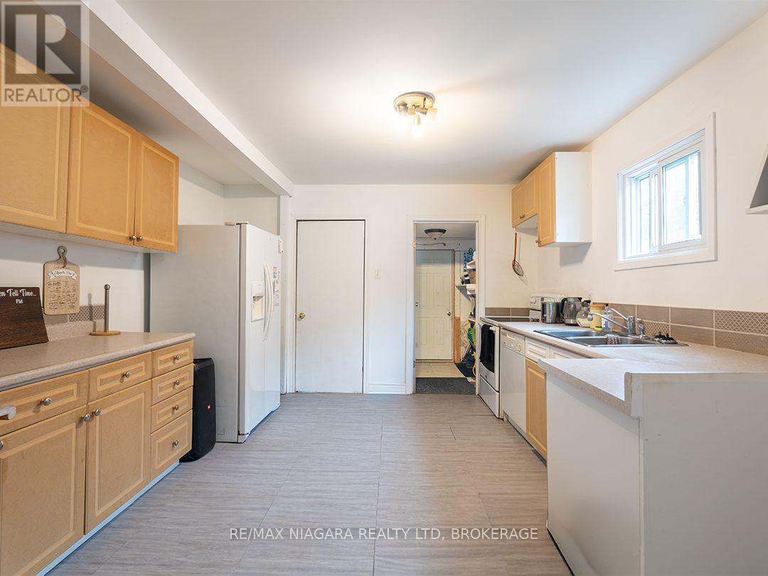 314 Bell Street, Port Colborne, Ontario  L3K 1J6 - Photo 12 - X13658834