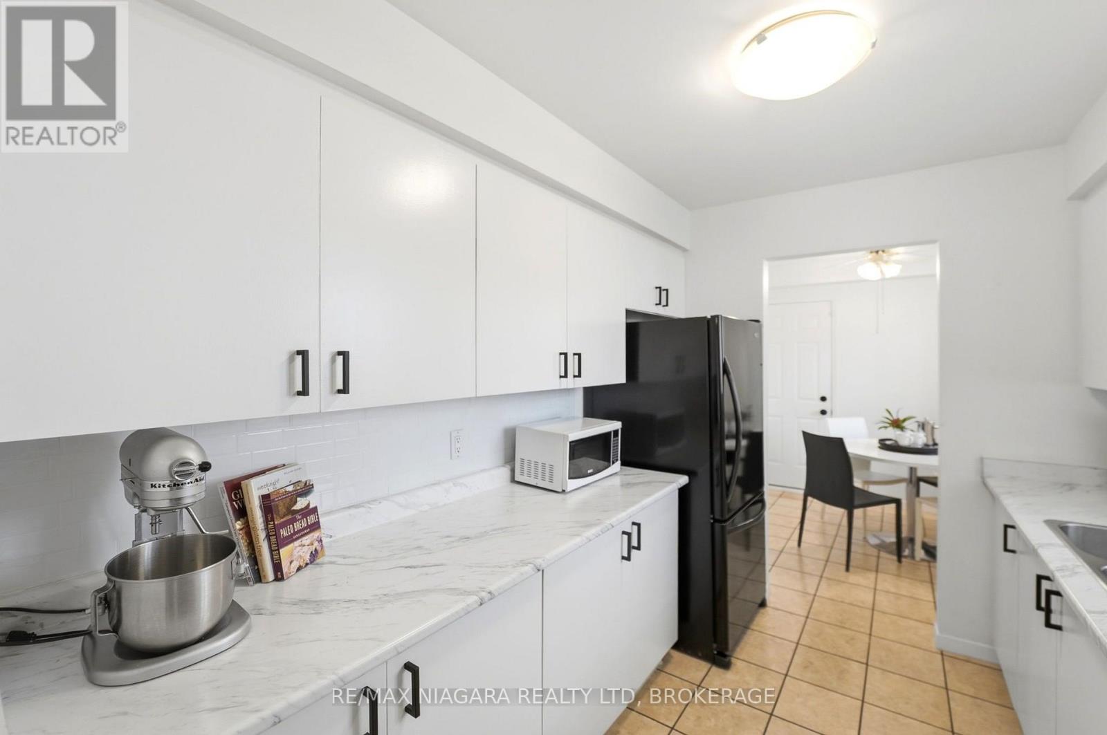 5735 Deerbrook Street, Niagara Falls, Ontario  L2G 7V7 - Photo 11 - X13658876