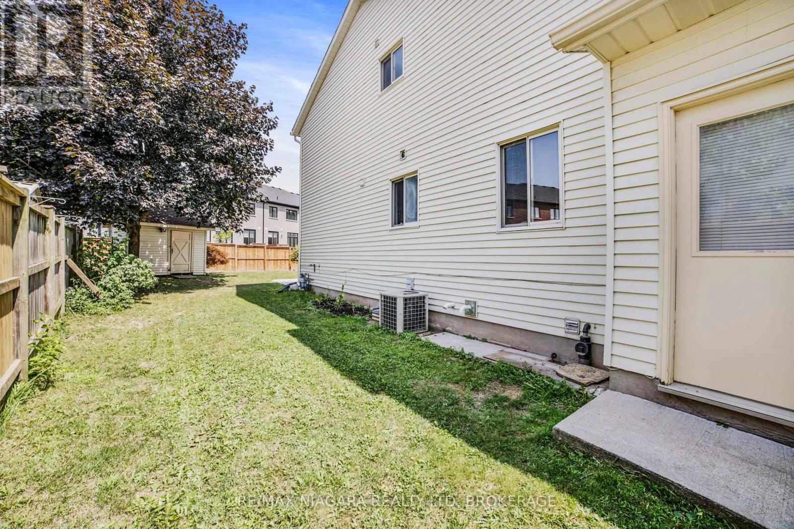 5735 Deerbrook Street, Niagara Falls, Ontario  L2G 7V7 - Photo 38 - X13658876