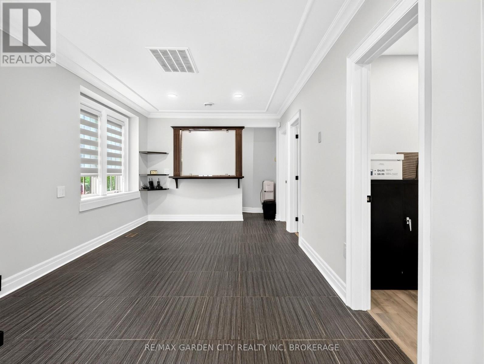 141 Eastchester Avenue, St. Catharines, Ontario  L2P 2Z5 - Photo 7 - X13659010