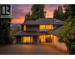 1241 COLEMAN STREET, North Vancouver, British Columbia