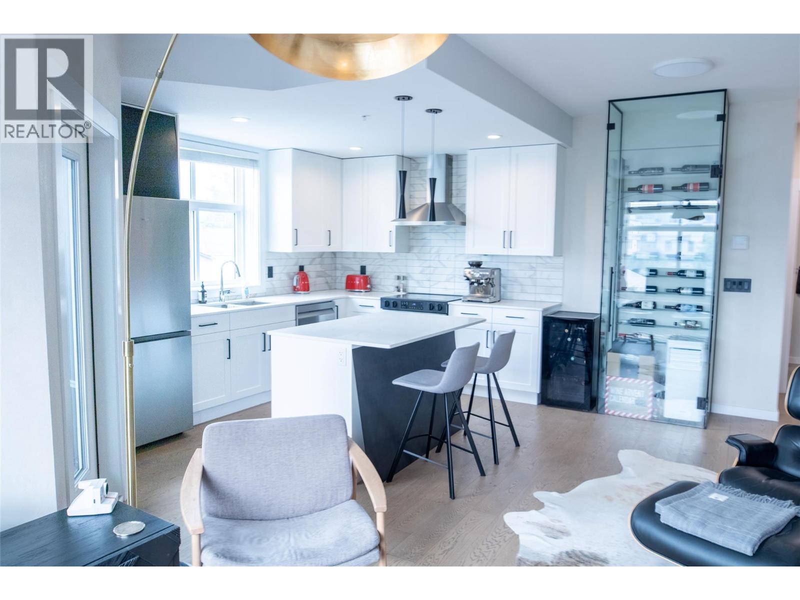 710 Stockwell Avenue Unit# 201, Kelowna, British Columbia  V1Y 6V9 - Photo 6 - 10394835