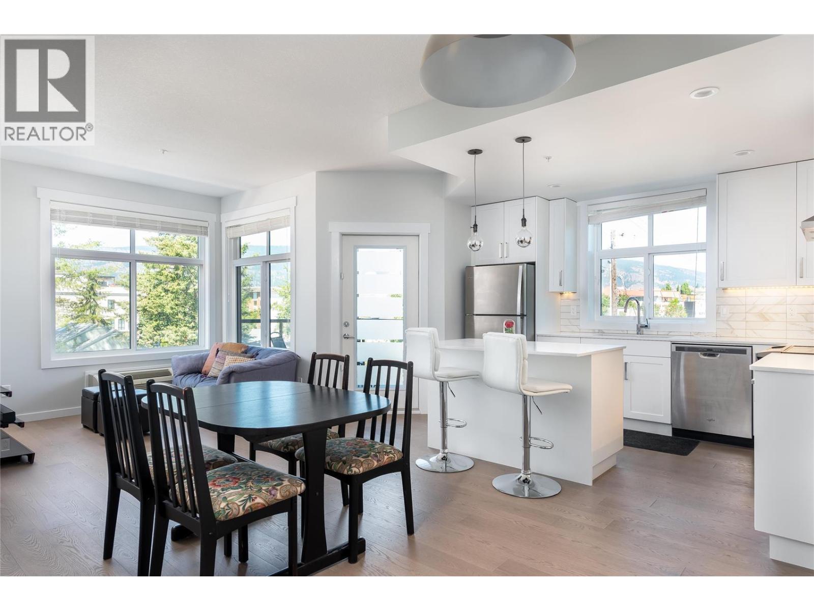 710 Stockwell Avenue Unit# 201, Kelowna, British Columbia  V1Y 6V9 - Photo 4 - 10394835