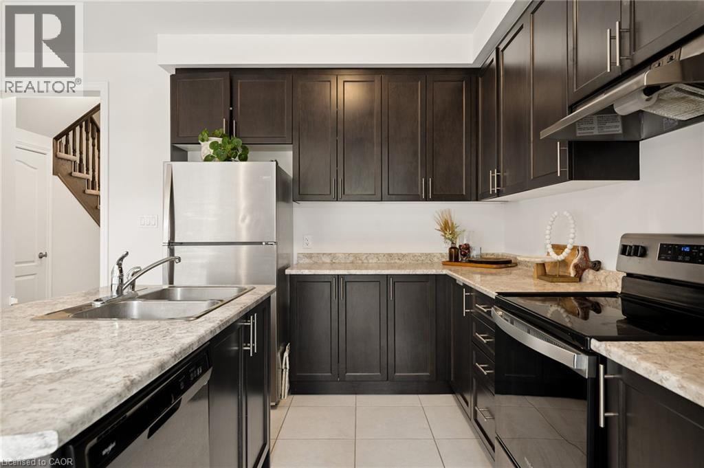 166 Deerpath Drive Unit# 49, Guelph, Ontario  N1K 0E2 - Photo 11 - 40854305