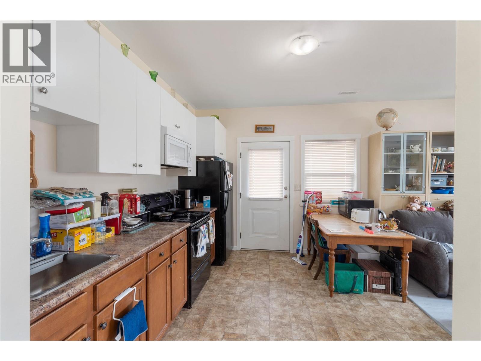 2660 Joyce Avenue, Kamloops, British Columbia  V2B 4M3 - Photo 23 - 10397332