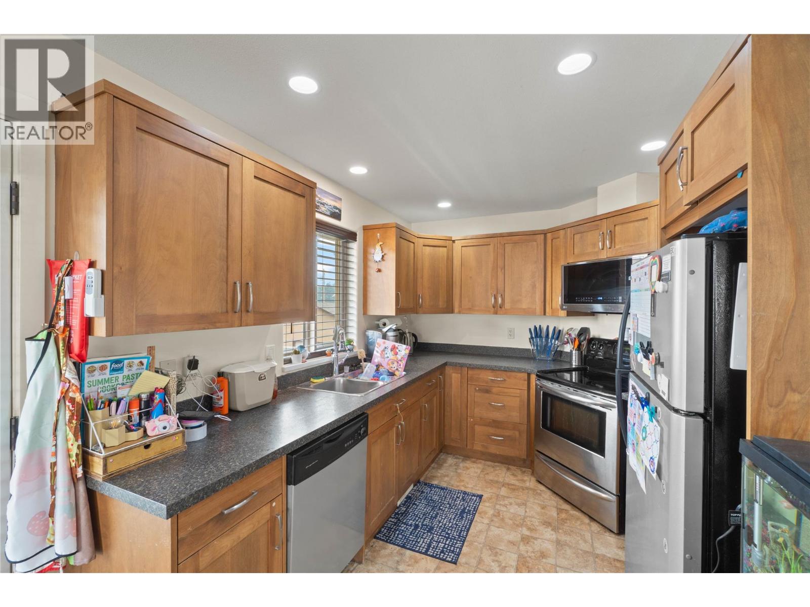 2660 Joyce Avenue, Kamloops, British Columbia  V2B 4M3 - Photo 9 - 10397332