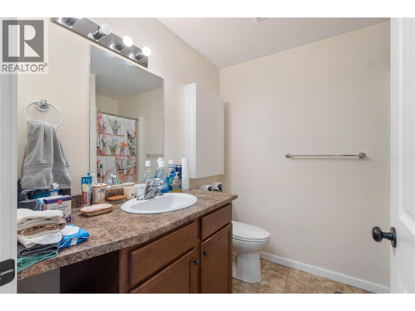 2660 Joyce Avenue, Kamloops, British Columbia  V2B 4M3 - Photo 25 - 10397332