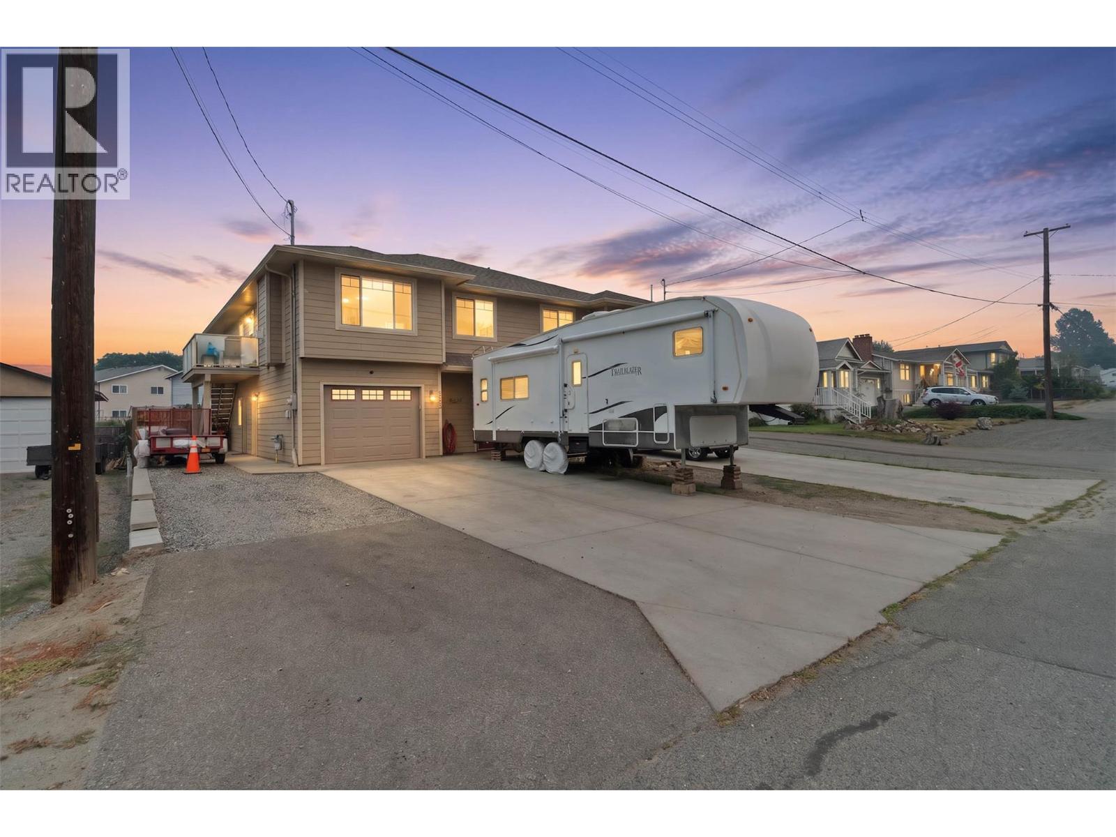 2660 Joyce Avenue, Kamloops, British Columbia  V2B 4M3 - Photo 1 - 10397332