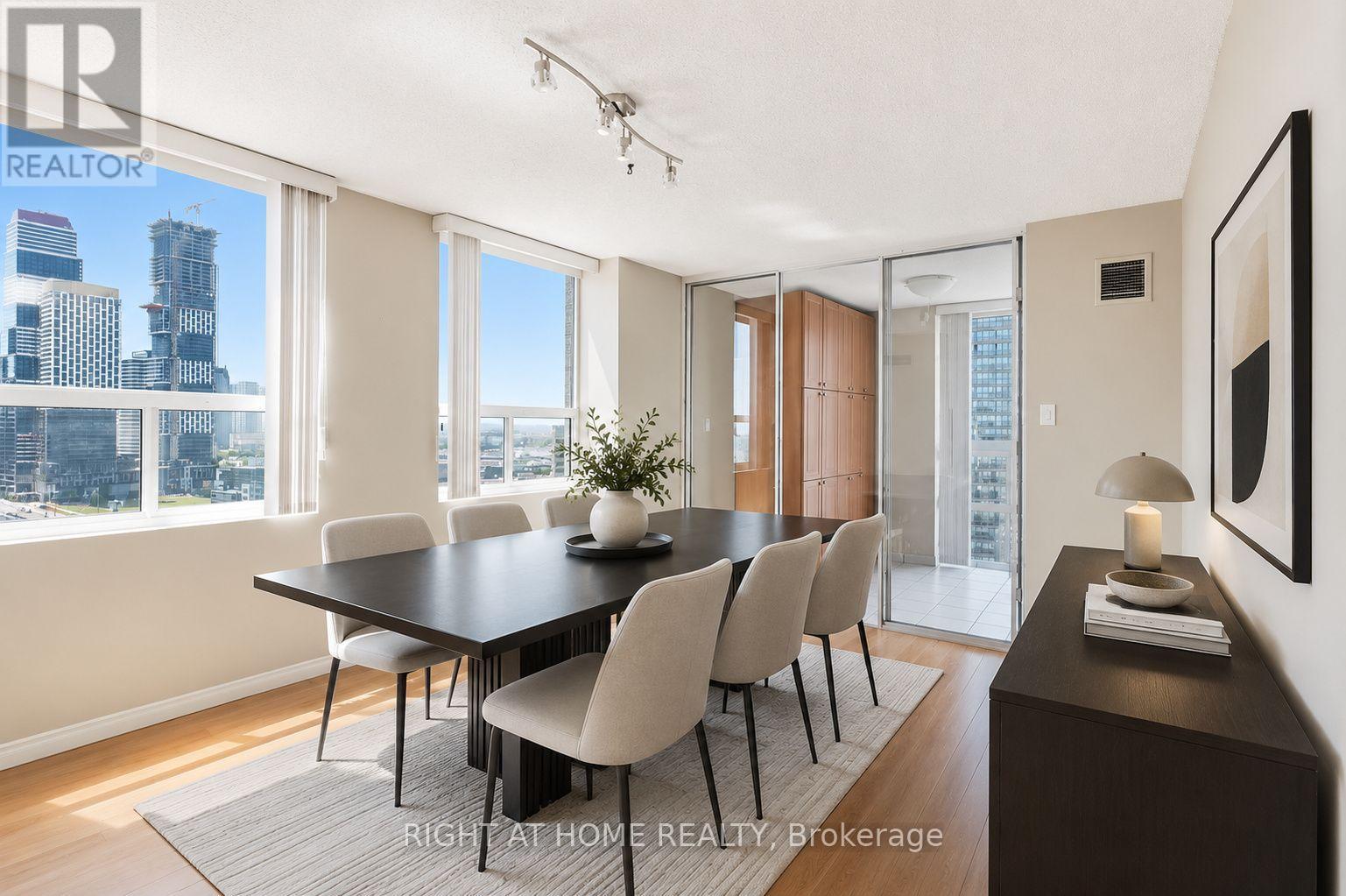 2507 - 3650 Kaneff Crescent, Mississauga, Ontario  L5A 4A1 - Photo 5 - W13578132