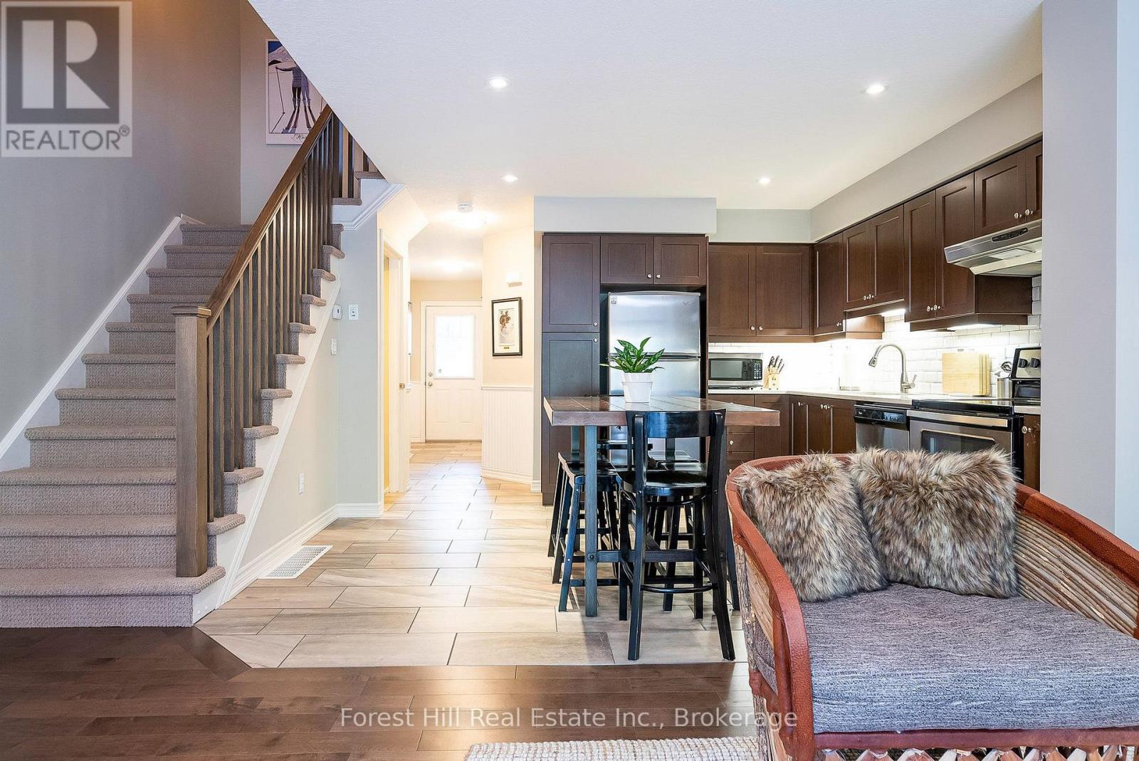 35 Conservation Way, Collingwood, Ontario  L9Y 0G9 - Photo 6 - S13658948