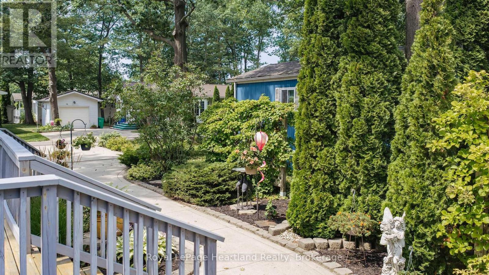 10 Huron Lane, Ashfield-Colborne-Wawanosh, Ontario  N7A 3Y2 - Photo 33 - X13658842