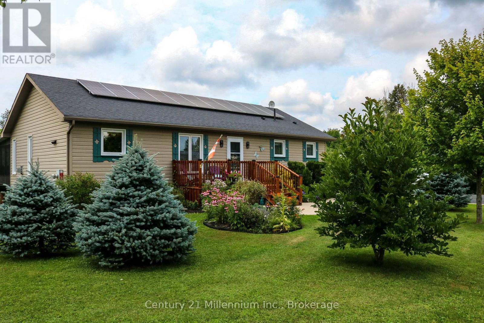 126 Almur Drive, Georgian Bluffs, Ontario  N0H 2T0 - Photo 2 - X13658938