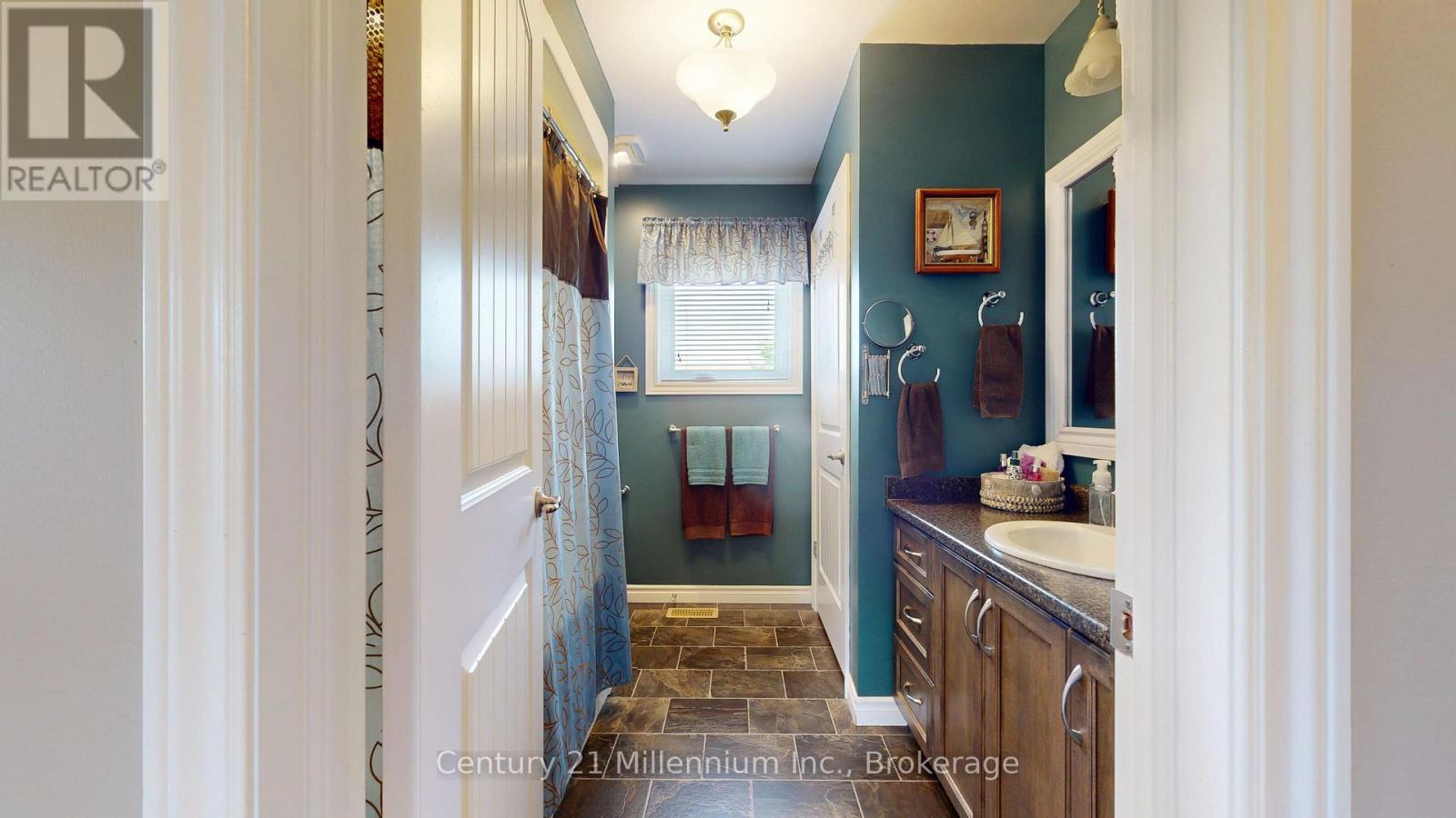 126 Almur Drive, Georgian Bluffs, Ontario  N0H 2T0 - Photo 31 - X13658938