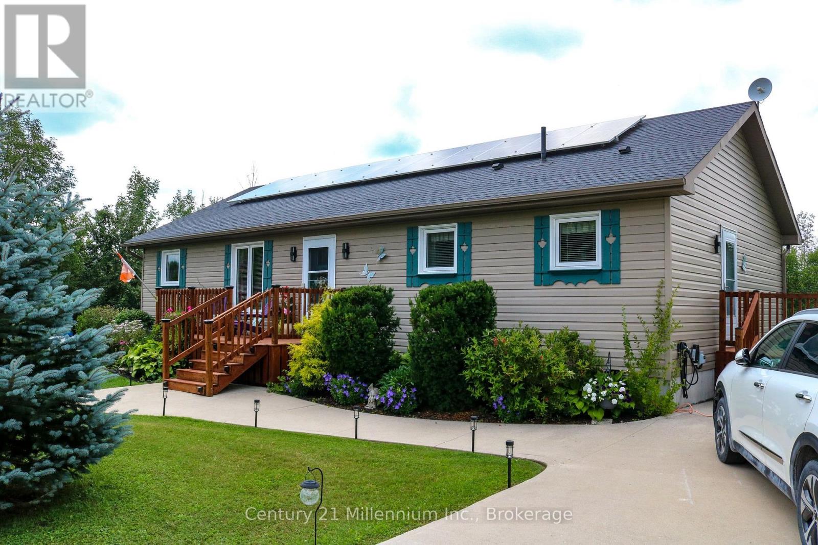 126 Almur Drive, Georgian Bluffs, Ontario  N0H 2T0 - Photo 4 - X13658938