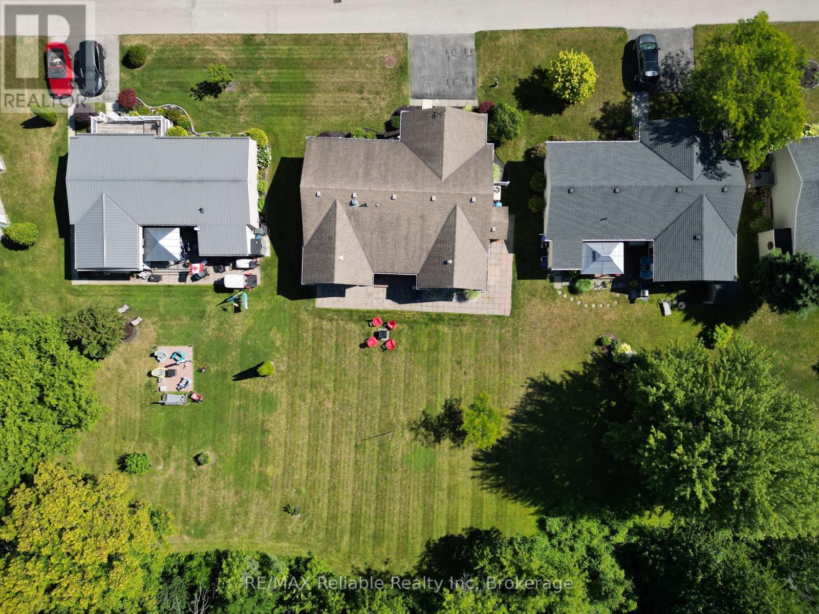 347 Shannon Boulevard, South Huron (Stephen), Ontario  N0M 1T0 - Photo 6 - X13658974