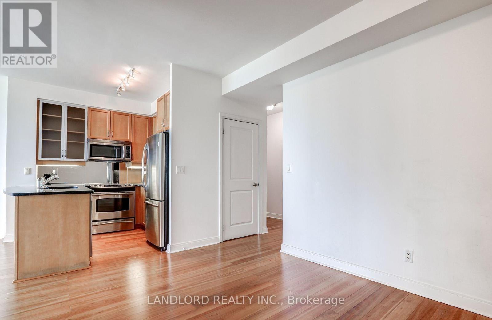 701 - 18 Yorkville Avenue, Toronto, Ontario  M4W 3Y8 - Photo 13 - C13658802