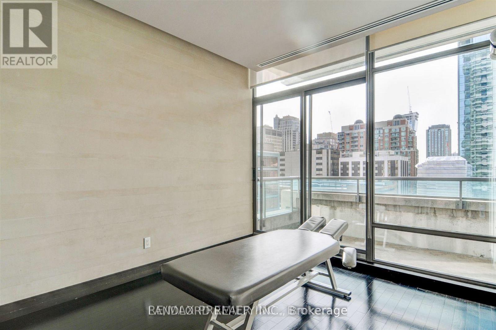 701 - 18 Yorkville Avenue, Toronto, Ontario  M4W 3Y8 - Photo 19 - C13658802