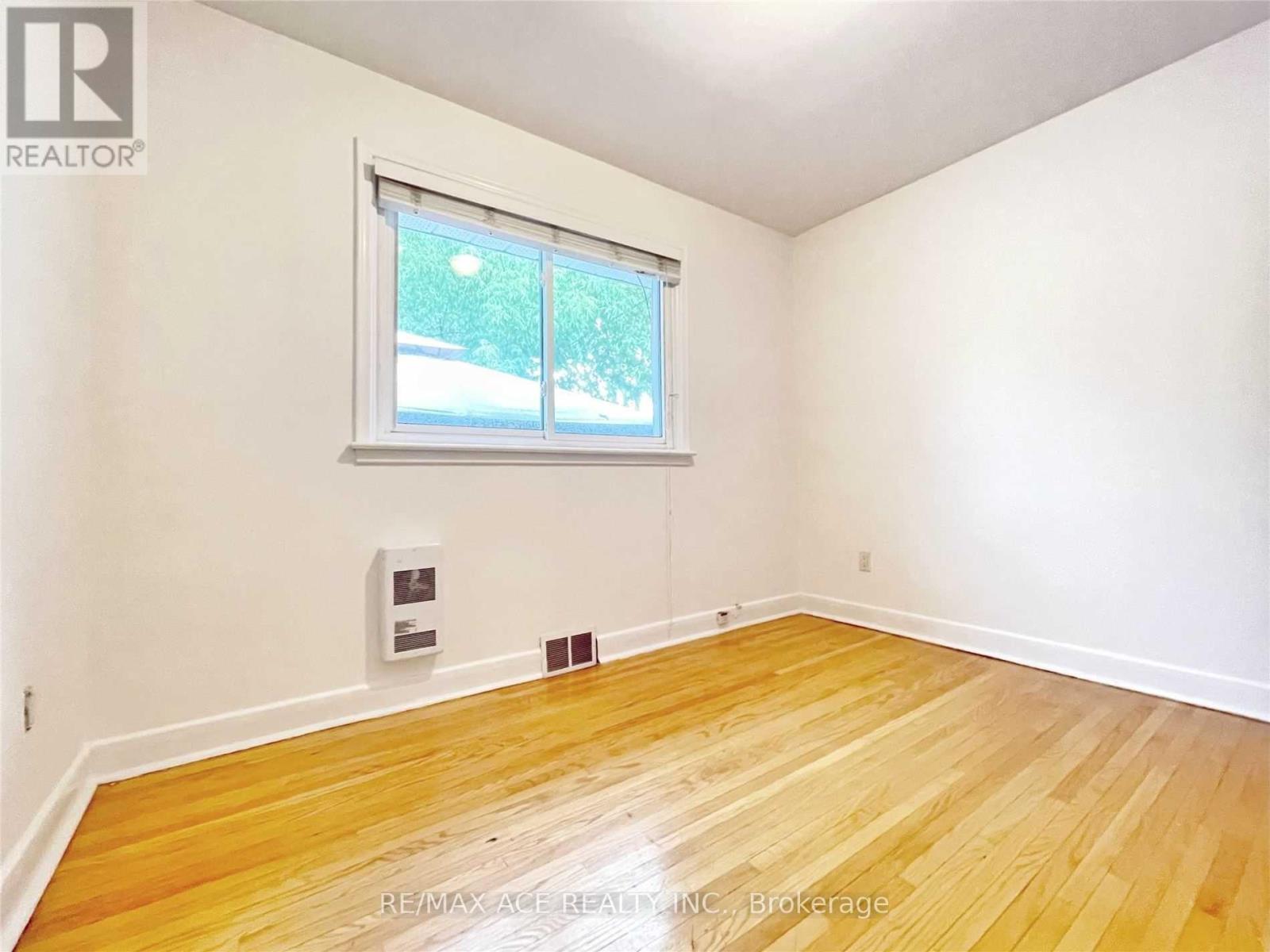 Main - 246 Horsham Avenue, Toronto, Ontario  M2N 2A6 - Photo 14 - C13658866