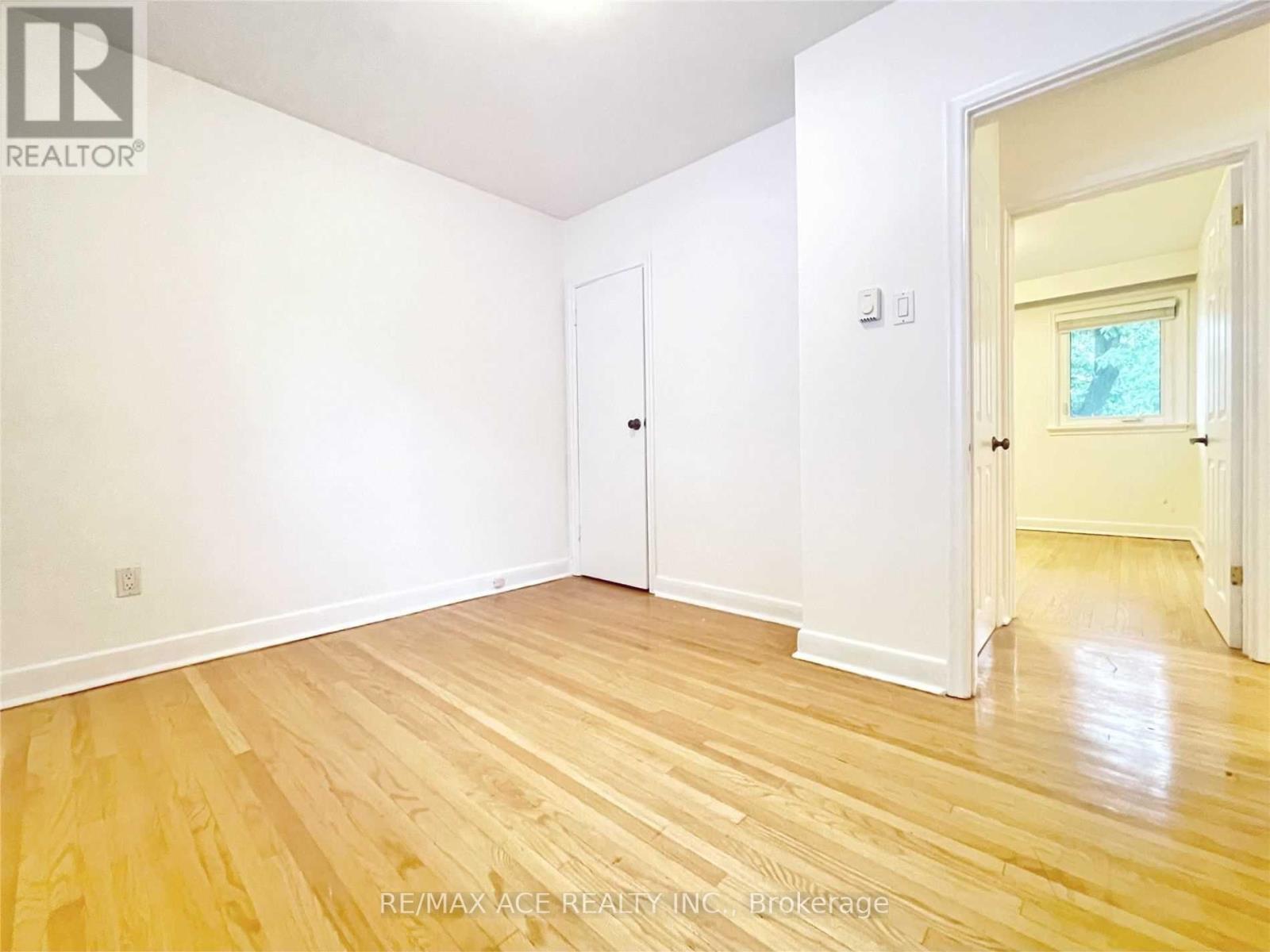 Main - 246 Horsham Avenue, Toronto, Ontario  M2N 2A6 - Photo 15 - C13658866
