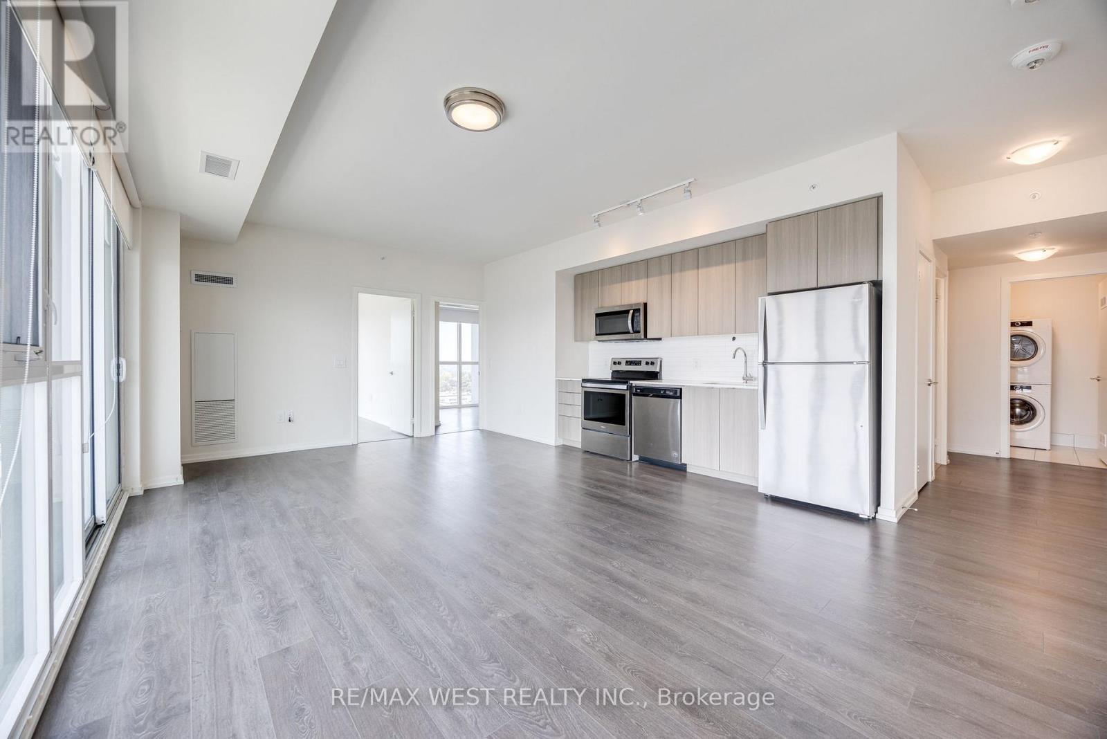 902 - 3237 Bayview Avenue, Toronto, Ontario  M2K 2J7 - Photo 3 - C13658940