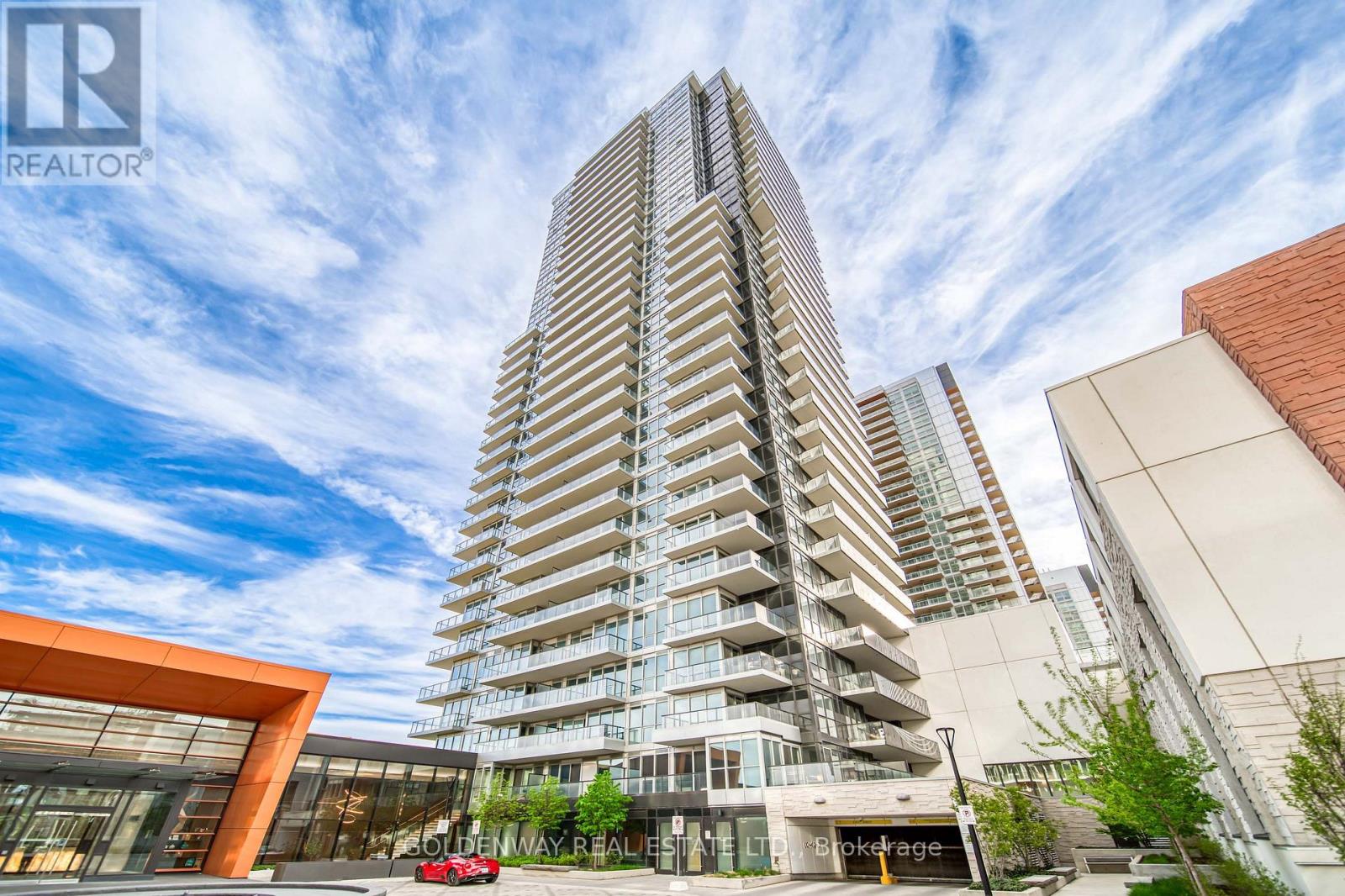 85 MCMAHON DRIVE, Toronto, Ontario