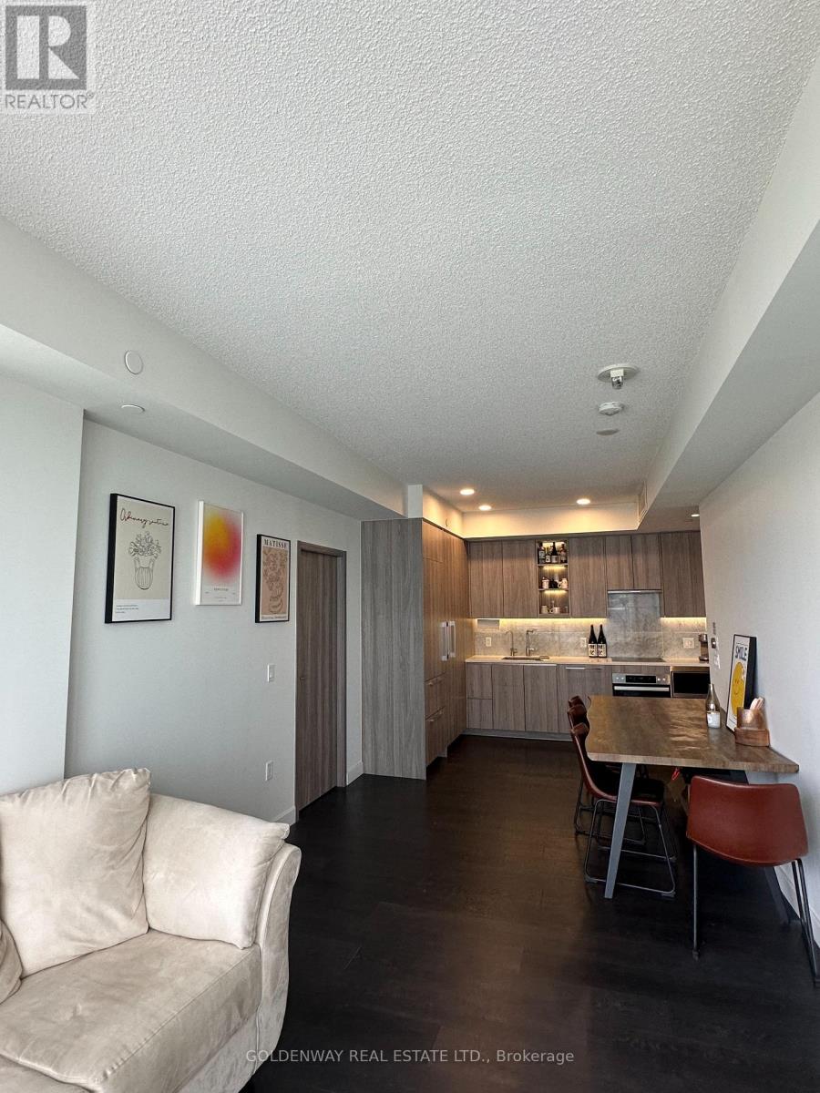85 Mcmahon Drive, Toronto, Ontario  M2K 0H1 - Photo 4 - C13658988