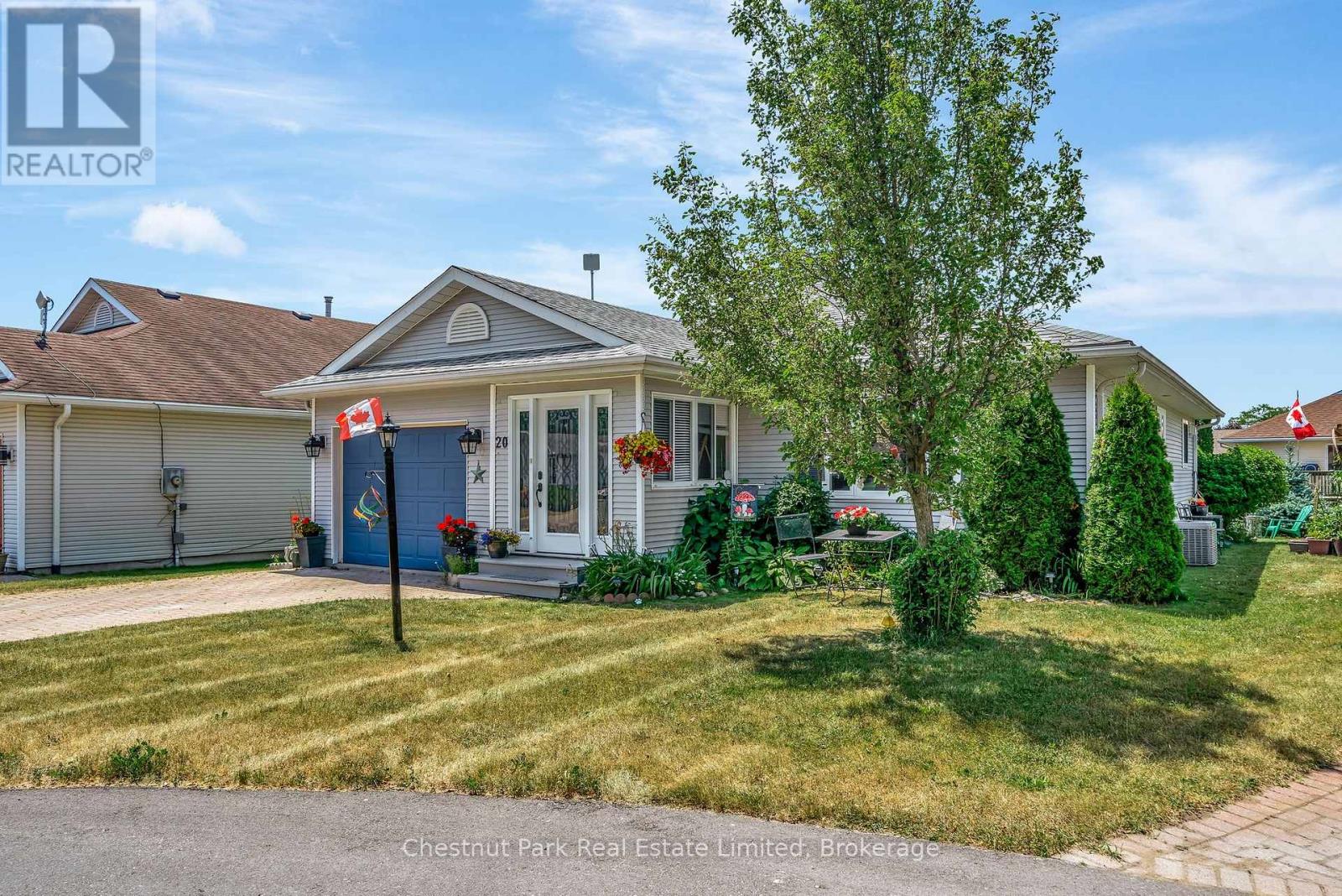 20 Monroe Court, Prince Edward County, Ontario  K0K 3L0 - Photo 3 - X13658884