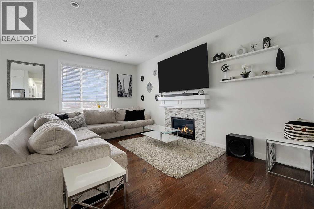 129 Covecreek Bay NE, Calgary, Alberta  T3K 0N1 - Photo 6 - A2321744