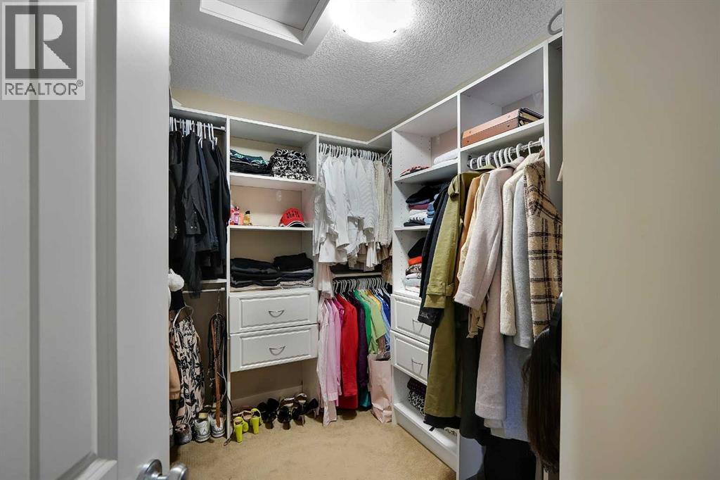 129 Covecreek Bay NE, Calgary, Alberta  T3K 0N1 - Photo 32 - A2321744
