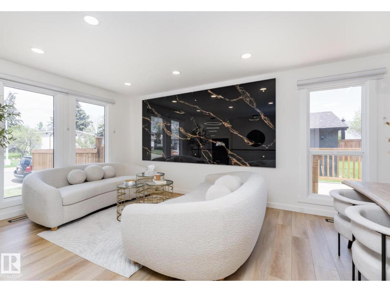 Unknown Address, ,    - Photo 25 - E4503039