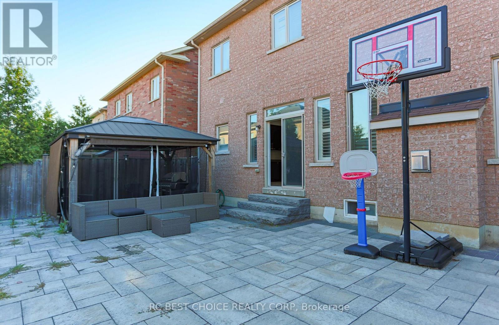 Main - 23 Durhamview Crescent, Whitchurch-Stouffville, Ontario  L4S 1S4 - Photo 13 - N13658840