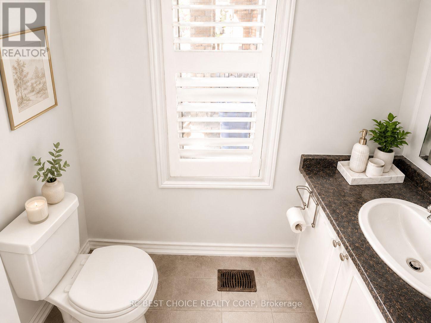 Main - 23 Durhamview Crescent, Whitchurch-Stouffville, Ontario  L4S 1S4 - Photo 5 - N13658840