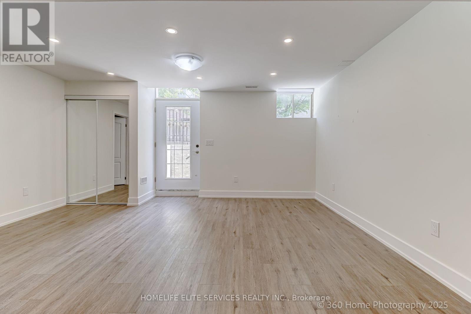40 Northway Avenue, Whitchurch-Stouffville, Ontario  L4A 0T5 - Photo 4 - N13658854
