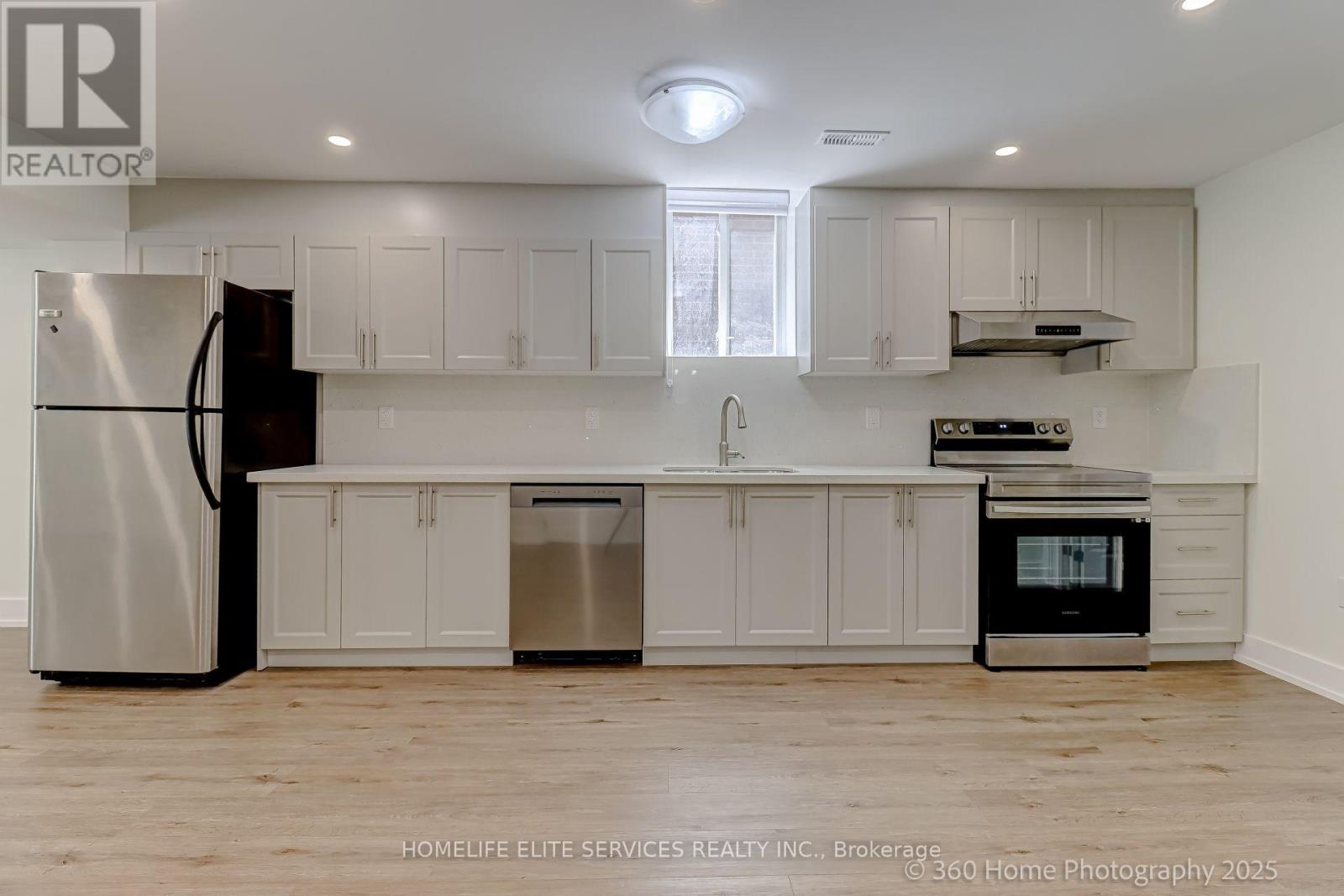 40 Northway Avenue, Whitchurch-Stouffville, Ontario  L4A 0T5 - Photo 6 - N13658854