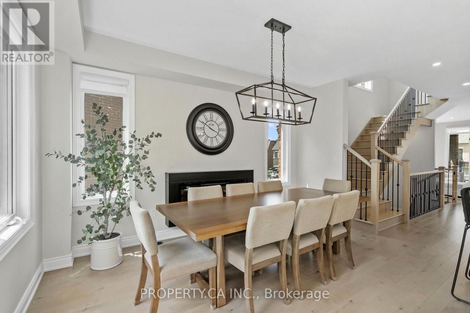 556 New England Court, Newmarket, Ontario  L3X 0M5 - Photo 13 - N13658986