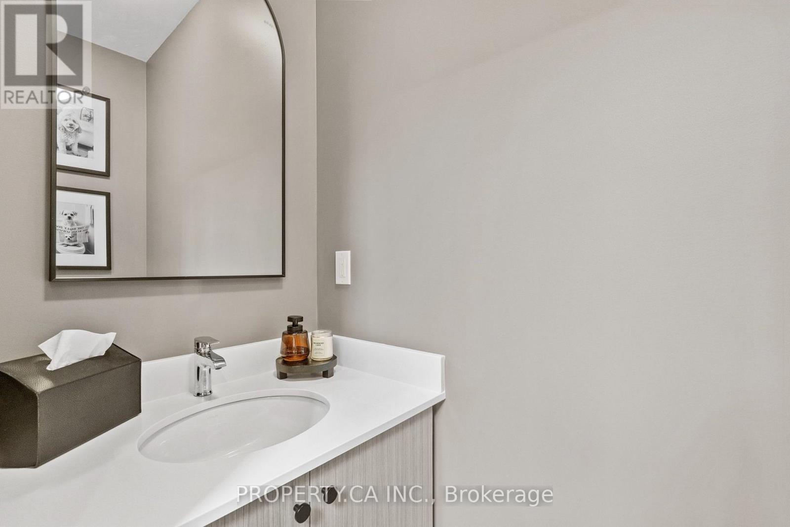 556 New England Court, Newmarket, Ontario  L3X 0M5 - Photo 18 - N13658986