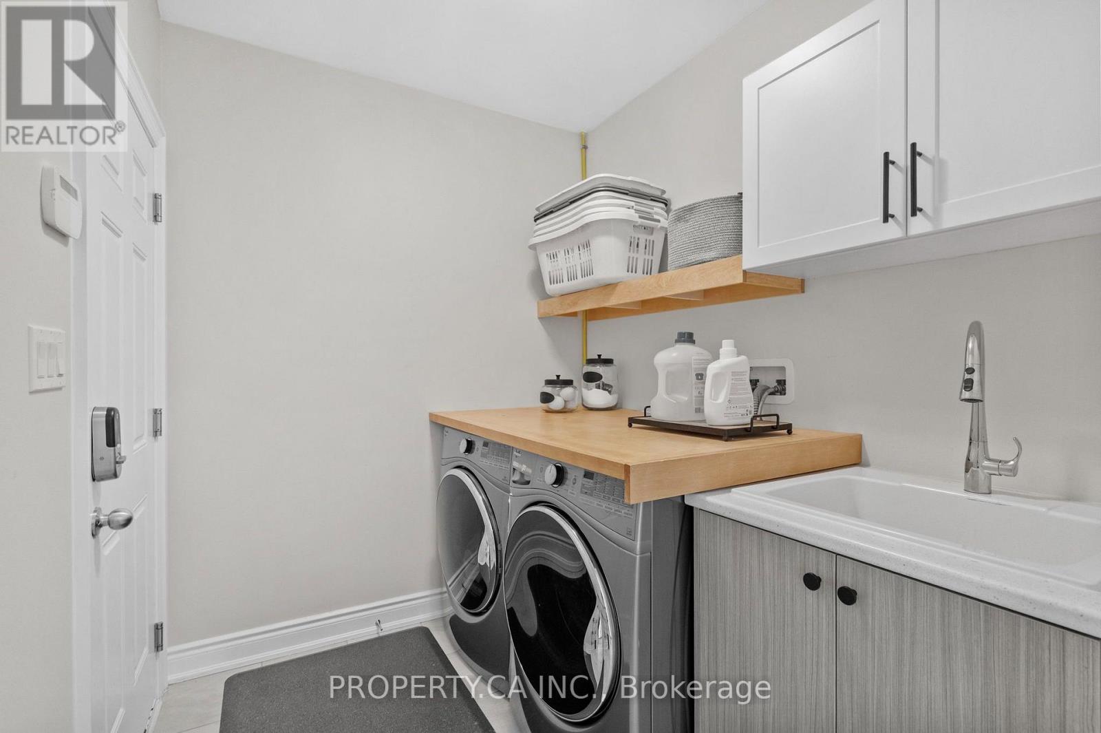 556 New England Court, Newmarket, Ontario  L3X 0M5 - Photo 33 - N13658986