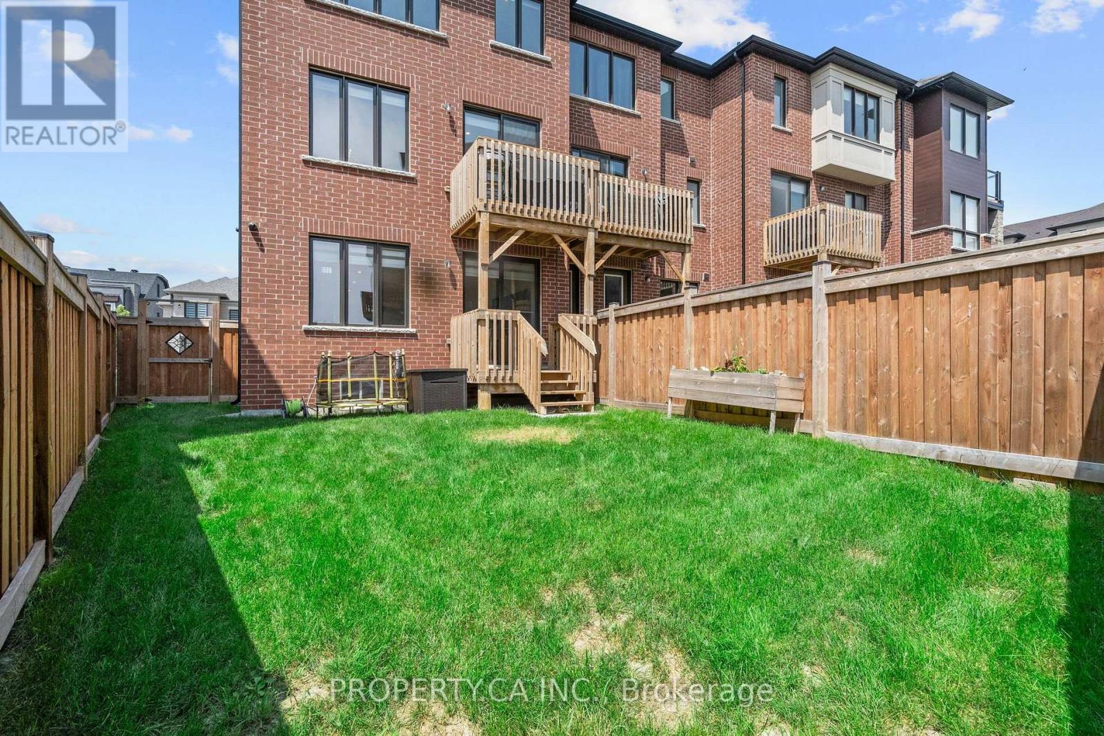 556 New England Court, Newmarket, Ontario  L3X 0M5 - Photo 43 - N13658986