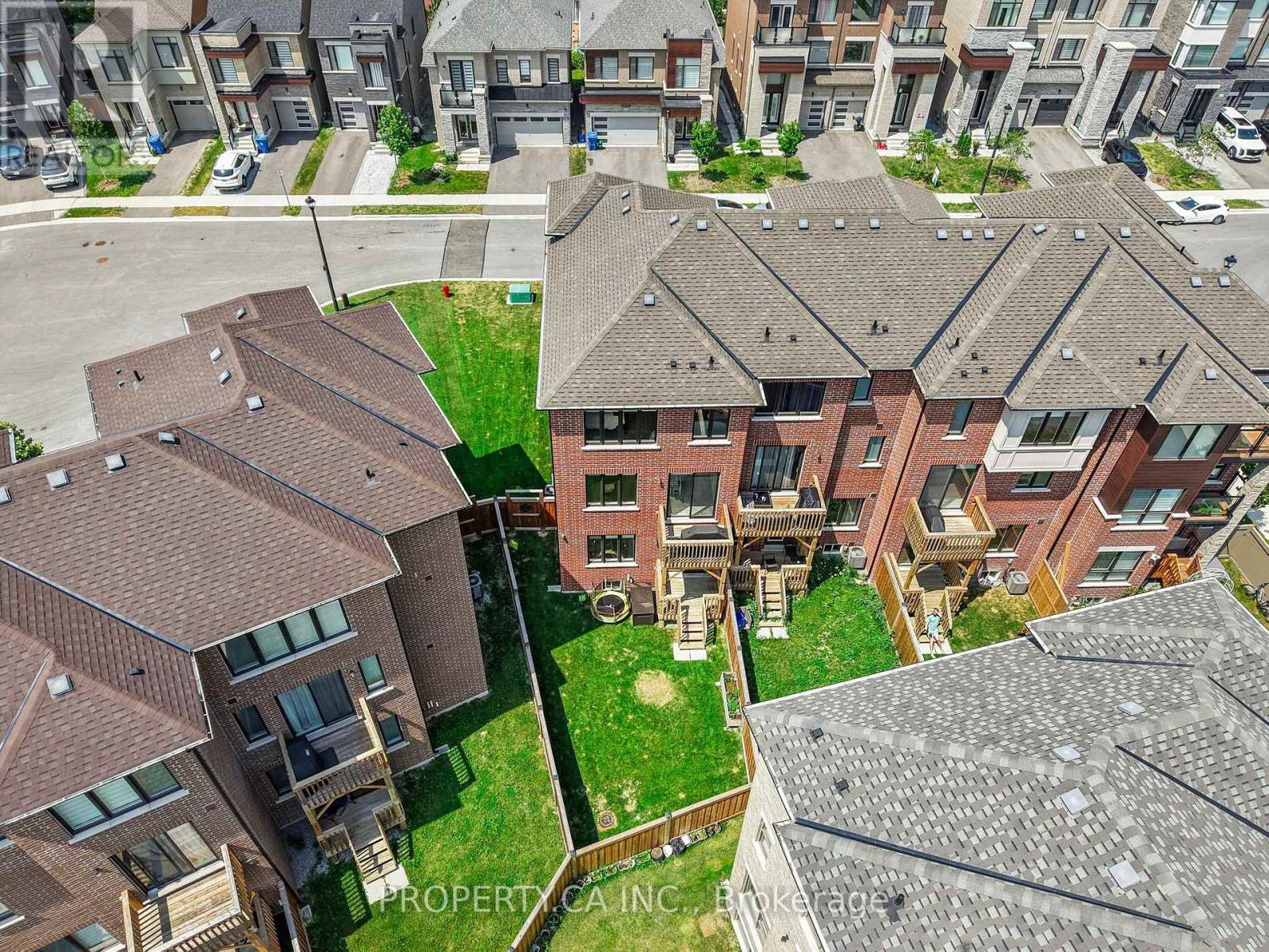 556 New England Court, Newmarket, Ontario  L3X 0M5 - Photo 47 - N13658986