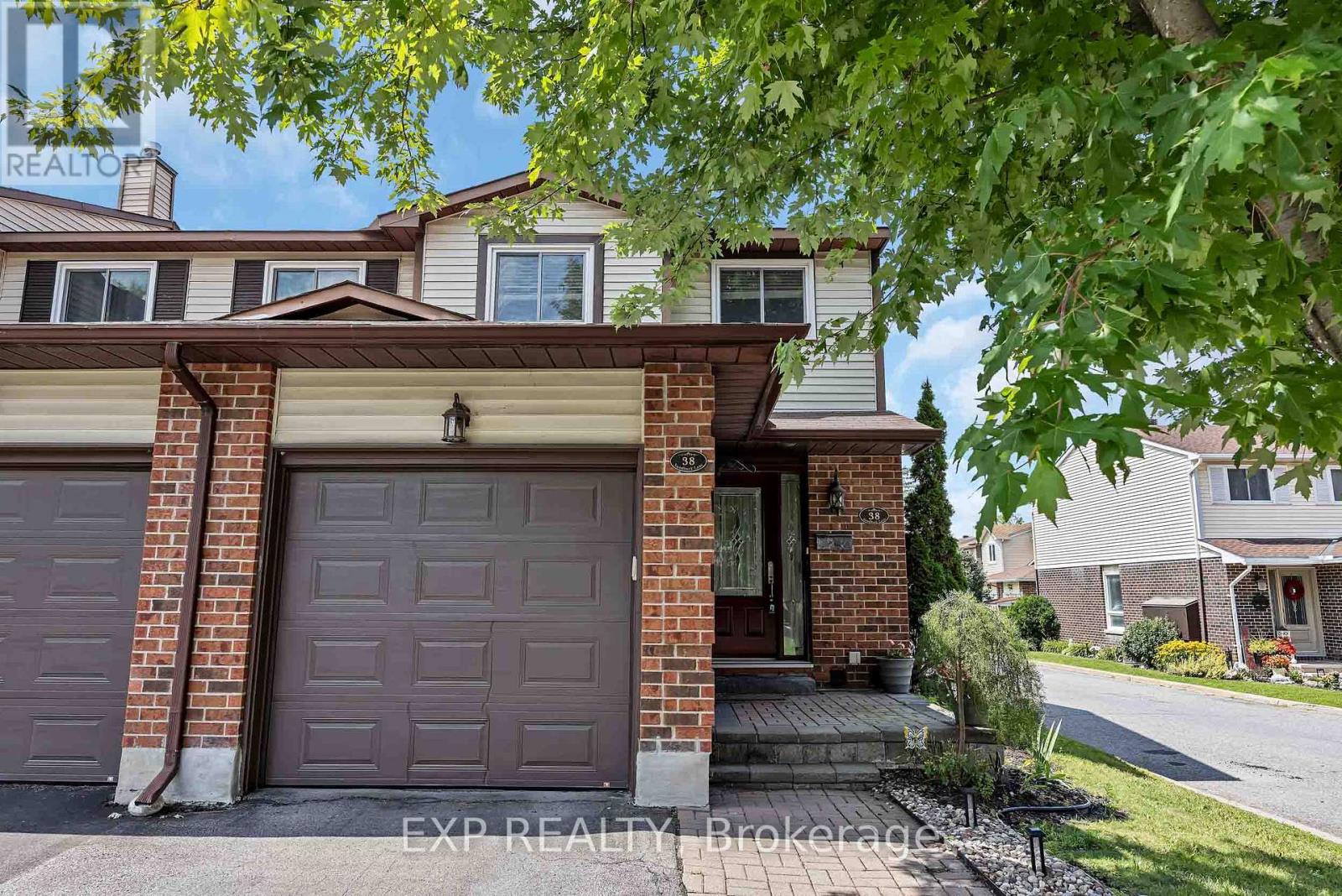 38 Sundback Lane, Ottawa, Ontario  K2L 2W8 - Photo 1 - X13658858