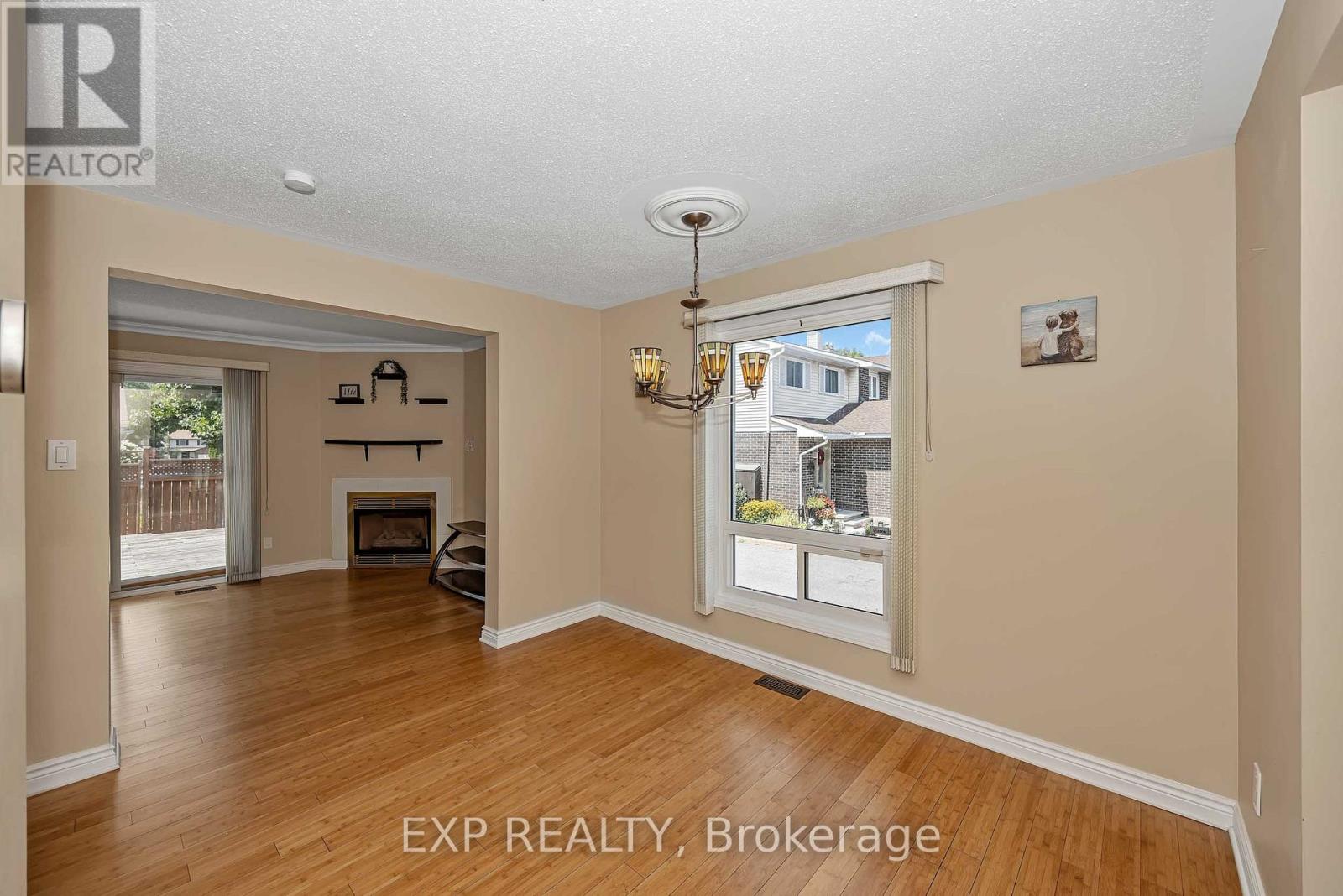 38 Sundback Lane, Ottawa, Ontario  K2L 2W8 - Photo 5 - X13658858